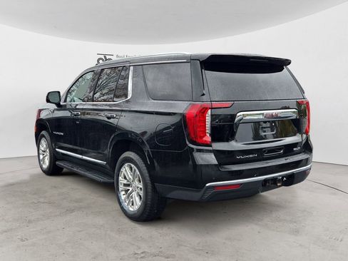 Used 2021 GMC Yukon SLT w/ SLT Premium Package image 3