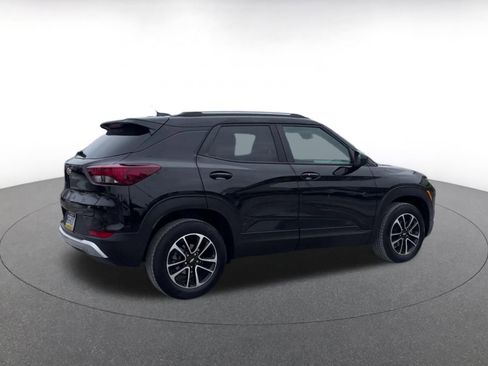 Used 2025 Chevrolet TrailBlazer LT w/ Driver Confidence Package image 15