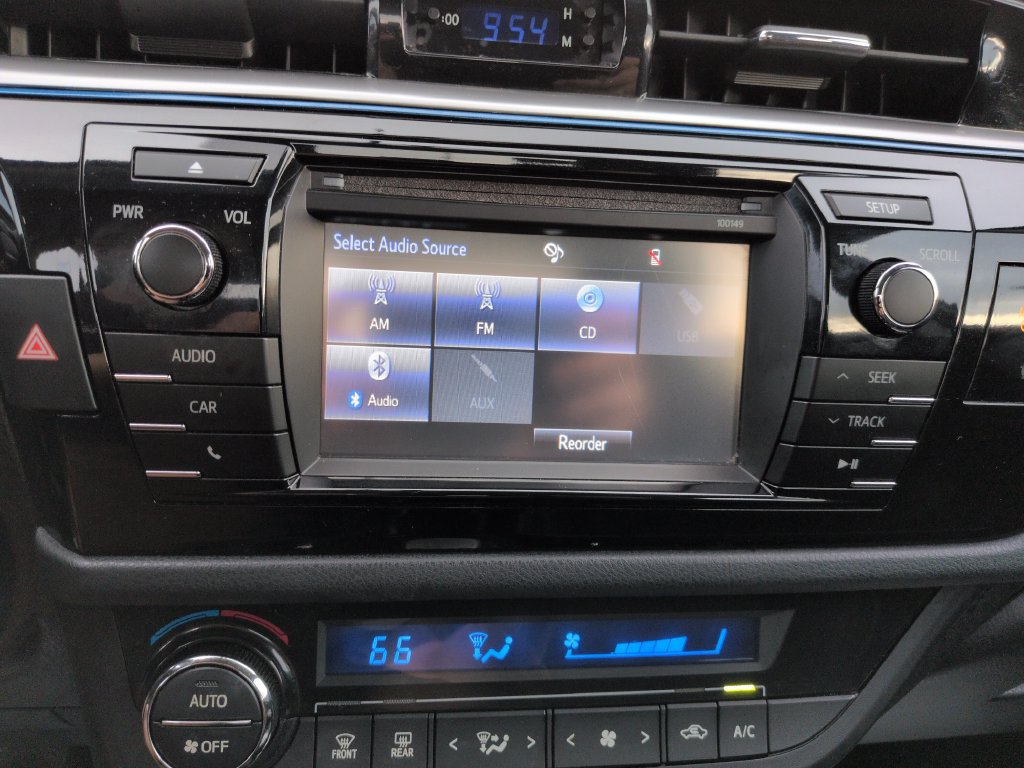 Used 2015 Toyota Corolla S FWD image 19