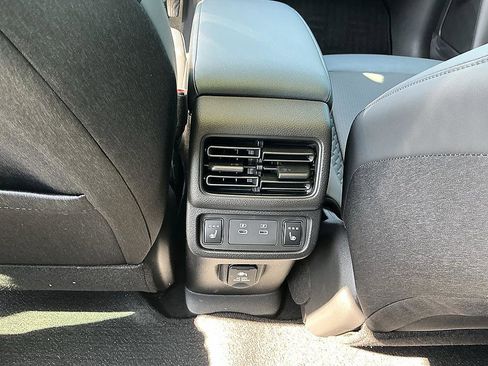 New 2026 Nissan Leaf Platinum+ w/ Cargo Package (Platinum+) image 24