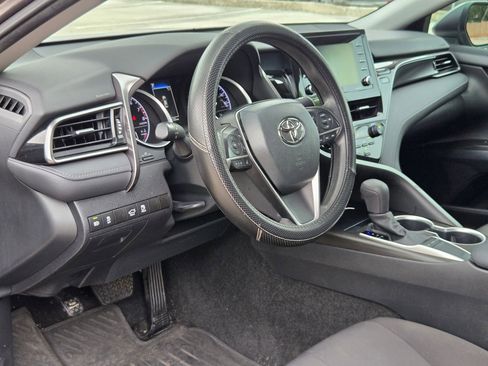 Used 2023 Toyota Camry LE FWD image 12