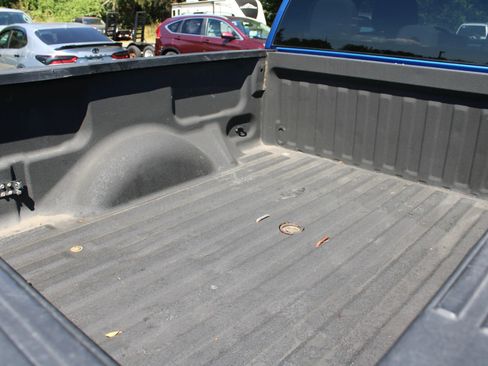 Used 2014 Ford F150 XLT w/ XLT Chrome Package AWD/4WD image 9