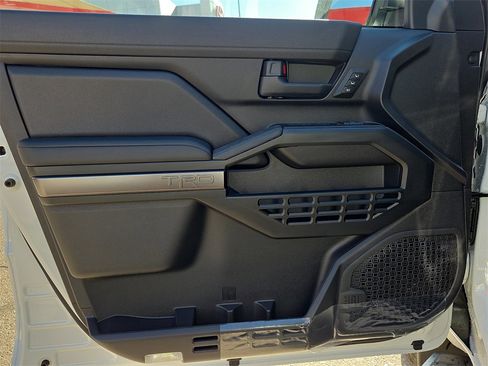 New 2025 Toyota 4Runner TRD Off-Road Premium image 16