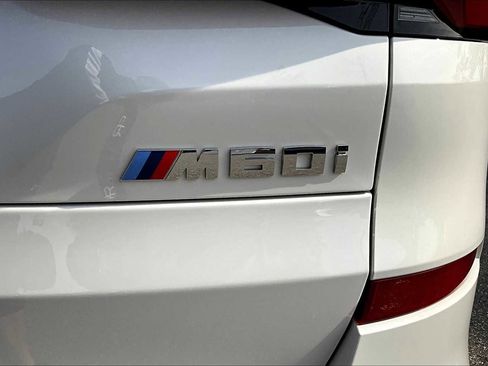Used 2024 BMW X5 M60i image 9
