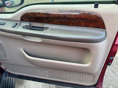 Used 2001 Ford F250 4x4 SuperCab Super Duty image 18