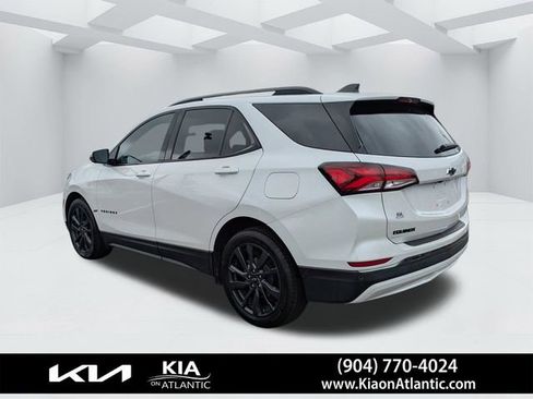 Used 2023 Chevrolet Equinox RS w/ RS Leather Package FWD image 5