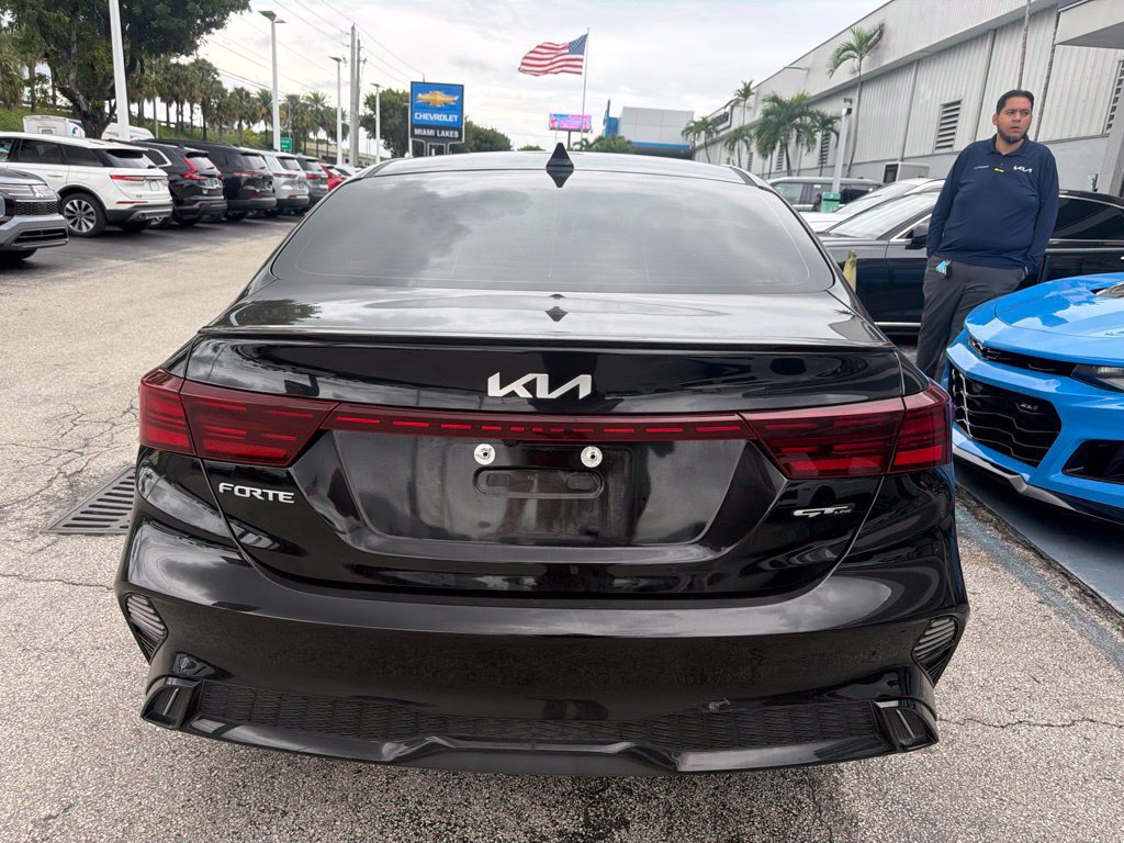 Used 2023 Kia Forte GT-Line w/ GT-Line Technology Package FWD image 5