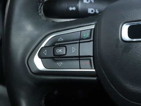 Used 2025 Jeep Compass Limited AWD/4WD image 21