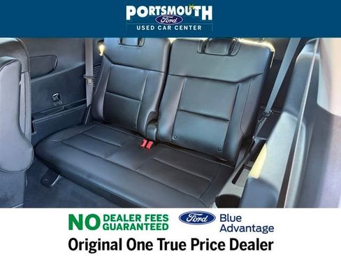 Used 2024 Ford Explorer XLT w/ Equipment Group 202A image 8