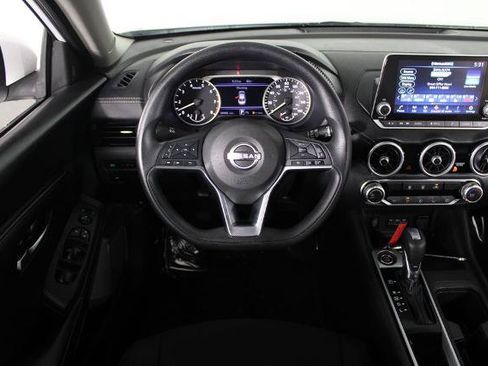 Certified 2024 Nissan Sentra SV FWD image 20