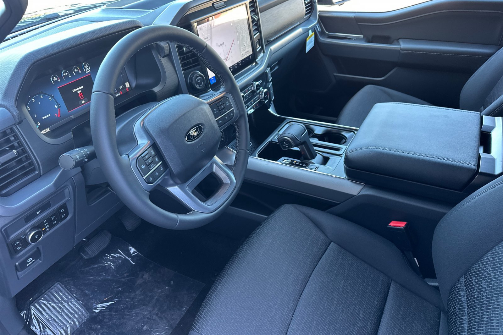 New 2026 Ford F150 XLT w/ Equipment Group 302A MID AWD/4WD image 11