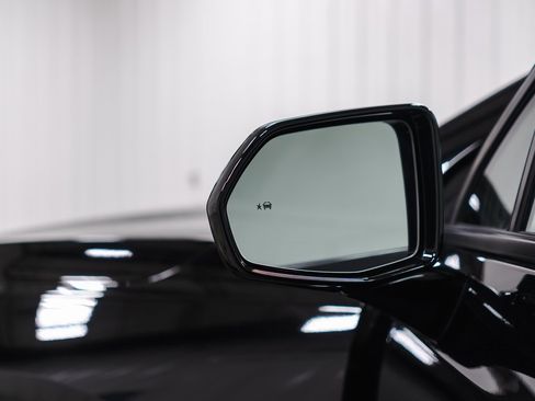 Used 2024 Chevrolet Blazer LT w/ Convenience Package image 39