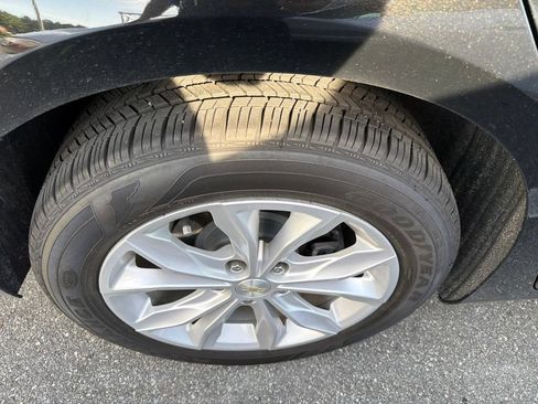 Used 2023 Chevrolet Malibu LT FWD image 8
