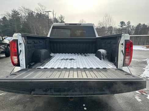 Used 2024 GMC Sierra 1500 Elevation image 13