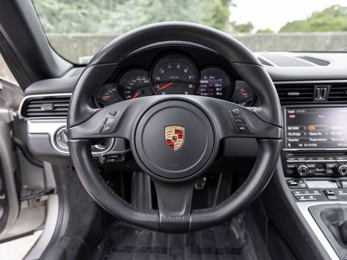 Used 2013 Porsche 911 Carrera RWD image 33