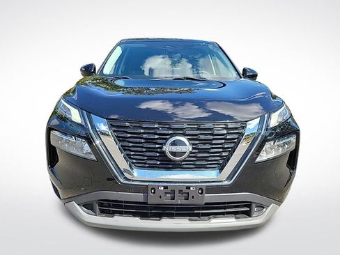 Certified 2022 Nissan Rogue SV image 9