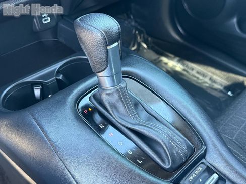 Used 2023 Honda HR-V LX image 25