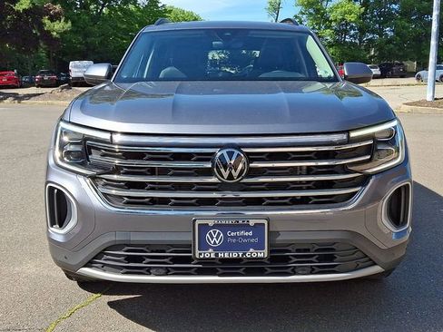 Certified 2024 Volkswagen Atlas SE w/ Panoramic Sunroof Package AWD/4WD image 3