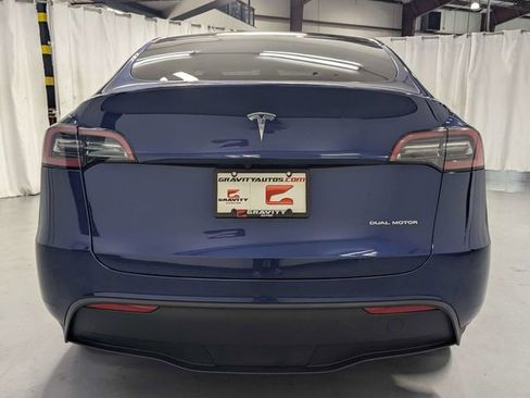 Used 2023 Tesla Model Y AWD image 24