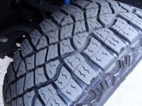 Used 2025 Chevrolet Silverado 2500 ZR2 w/ ZR2 Bison Edition image 49