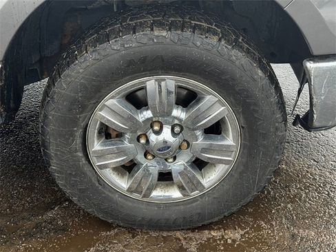 Used 2012 Ford F150 XLT w/ XTR Pkg image 9