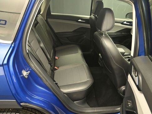 Used 2022 Volkswagen Taos SE image 35