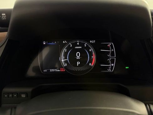 Used 2024 Lexus ES 350 w/ Premium Package image 18