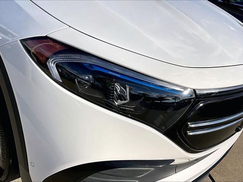 Used 2023 Mercedes-Benz EQB 250+ image 27