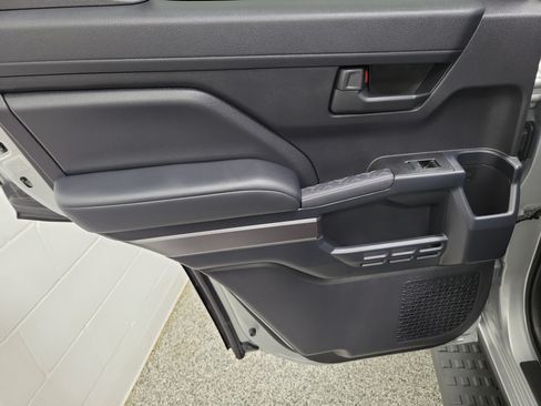 Certified 2025 Toyota 4Runner TRD Off-Road AWD/4WD image 14
