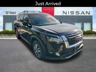 Certified 2023 Nissan Pathfinder SL video 1