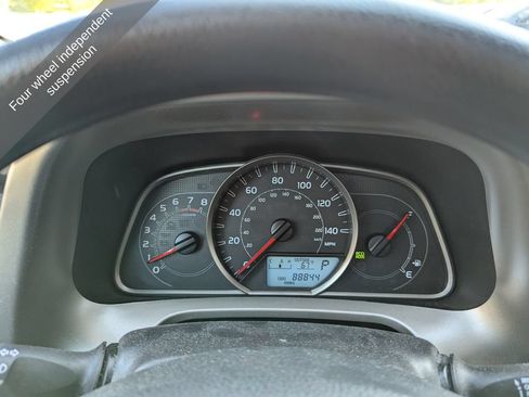 Used 2015 Toyota RAV4 XLE AWD/4WD image 5