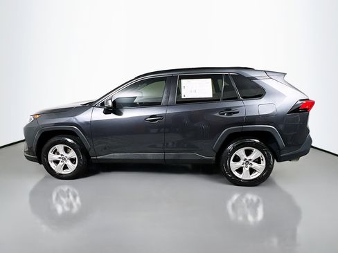 Used 2021 Toyota RAV4 XLE image 9