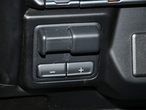 Used 2023 GMC Sierra 2500 AT4 w/ Driver Alert Package I image 35