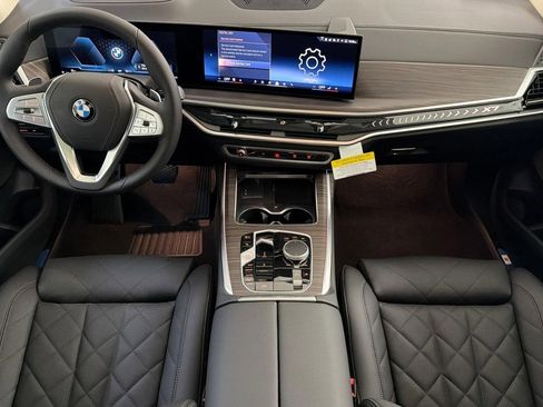 New 2026 BMW X7 xDrive40i image 14