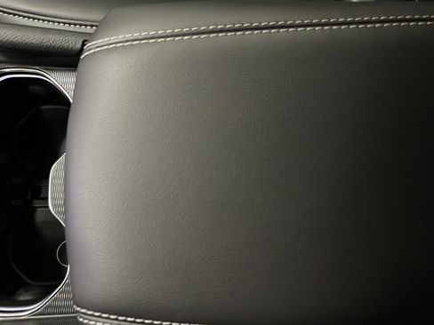 New 2026 Jeep Grand Cherokee L 4WD image 20