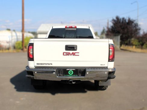 Used 2018 GMC Sierra 1500 SLT w/ SLT Premium Package image 6