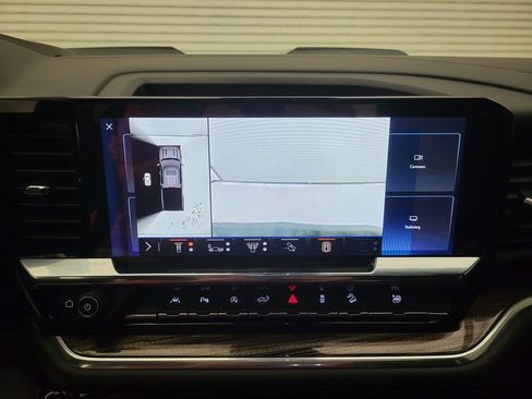 Certified 2025 Chevrolet Silverado 1500 LT Trail Boss w/ Convenience Package II image 16