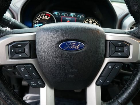 Used 2016 Ford F150 Platinum w/ Equipment Group 701A Luxury image 17