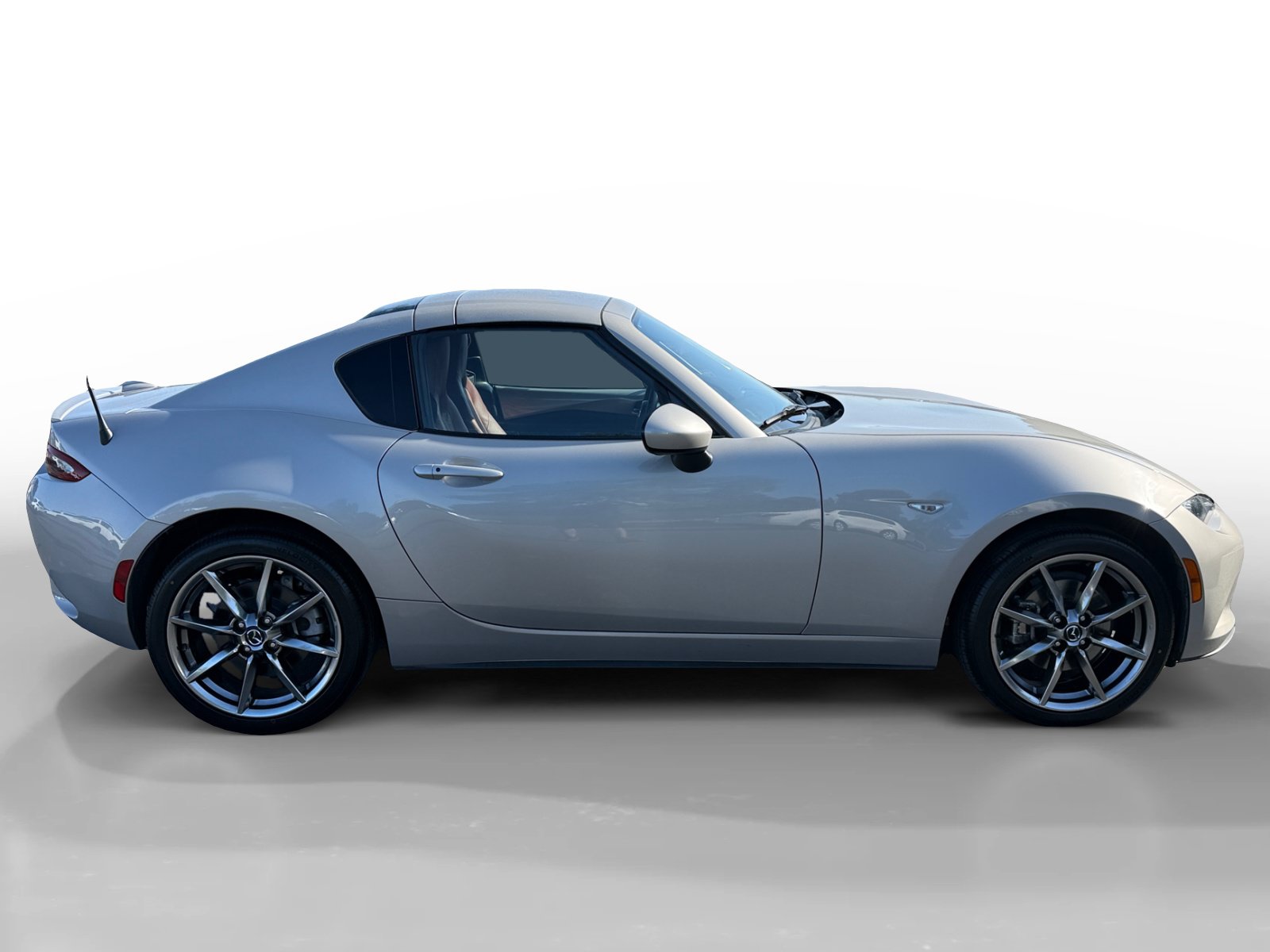 Used 2022 MAZDA MX-5 Miata RF Grand Touring RWD image 6