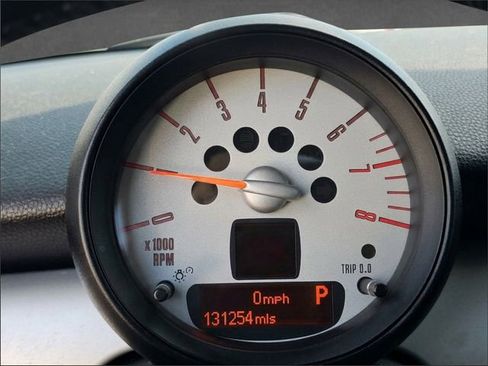 Used 2011 MINI Cooper Hardtop FWD image 11