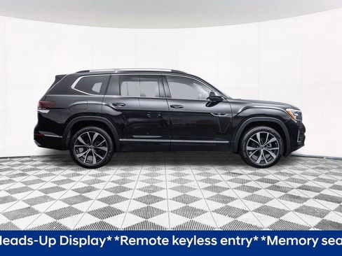 Certified 2025 Volkswagen Atlas SEL Premium R-Line image 12