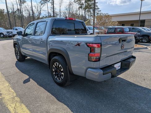 Used 2024 Nissan Frontier Pro-X image 5