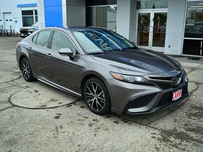Used 2024 Toyota Camry SE