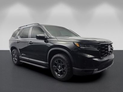 Used 2025 Honda Pilot TrailSport