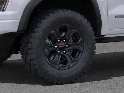 New 2025 GMC Canyon Elevation w/ Convenience Package image 39