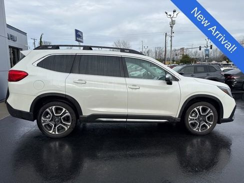 Used 2023 Subaru Ascent Limited w/ Technology Package image 8