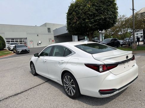 Used 2021 Lexus ES 300h w/ Premium Package FWD image 20