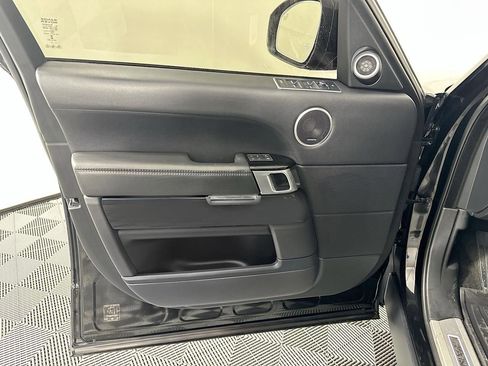 Used 2017 Land Rover Range Rover Long Wheelbase Supercharged image 31