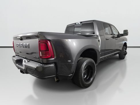 Used 2025 RAM 3500 Laramie AWD/4WD image 5