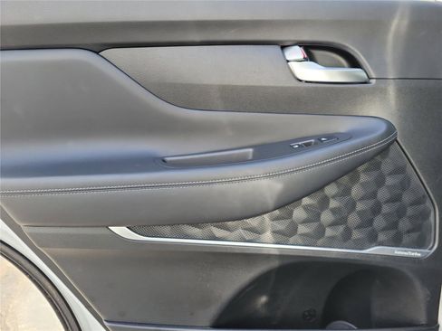 Used 2022 Hyundai Santa Fe Limited image 14